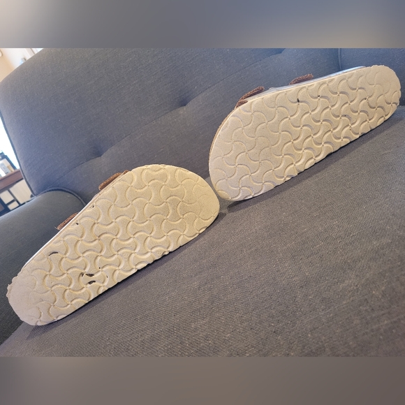 SOLD — SOLD — SOLD—-RoseGold/MetallicCopper BIRKENSTOCK Arizona Soft Footbed,38R - Picture 12 of 12